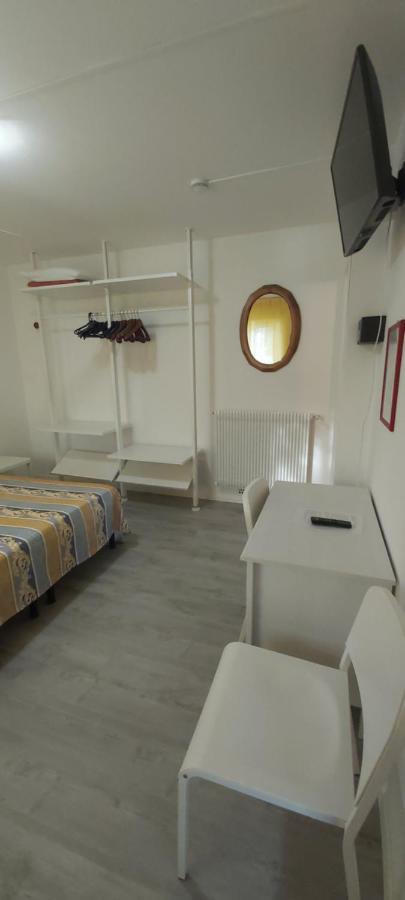 Hotel Casa Popi マルチェージネ エクステリア 写真