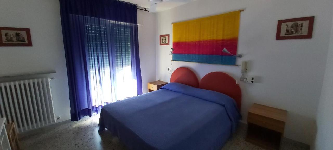 Hotel Casa Popi マルチェージネ エクステリア 写真