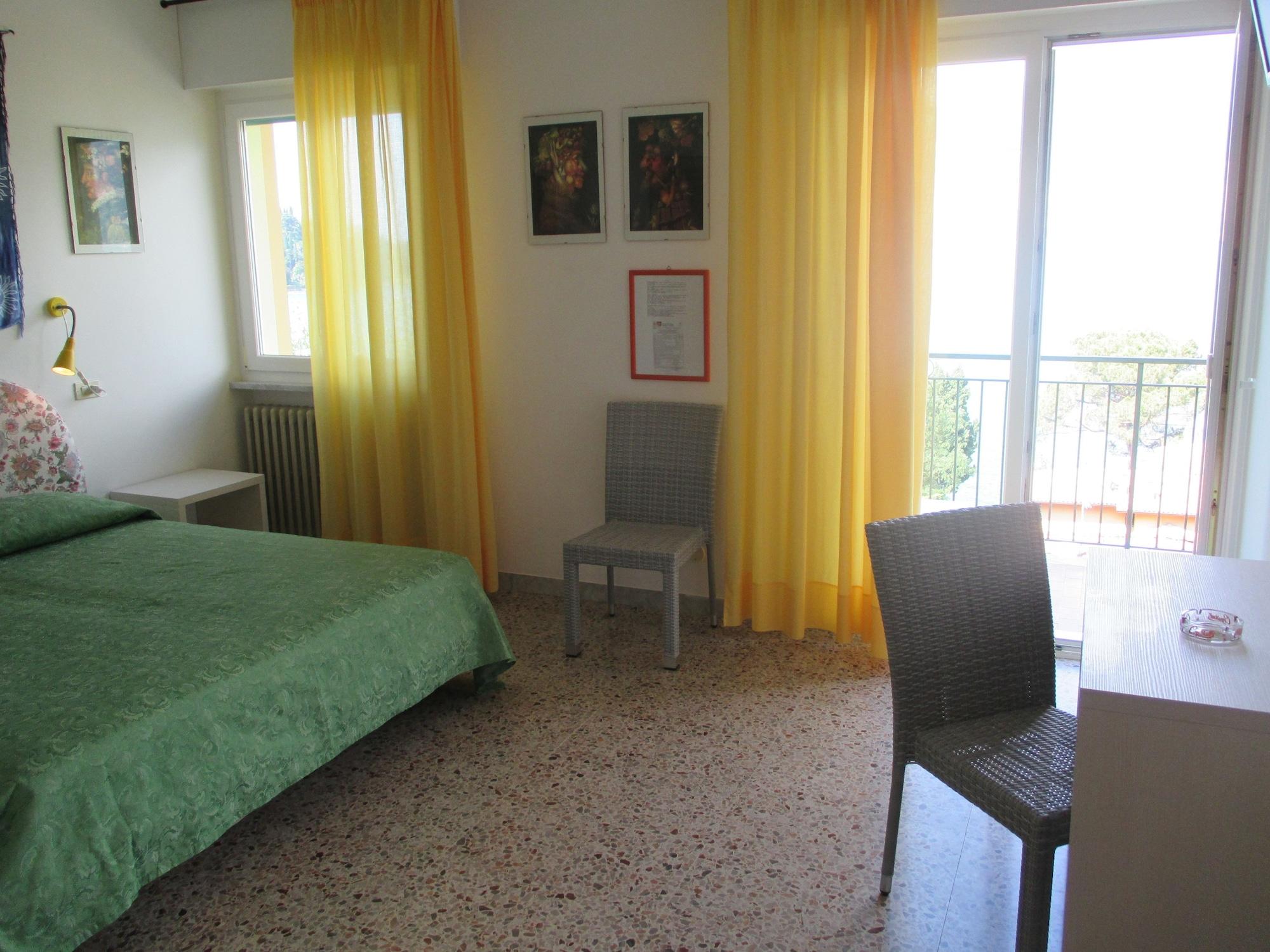Hotel Casa Popi マルチェージネ エクステリア 写真