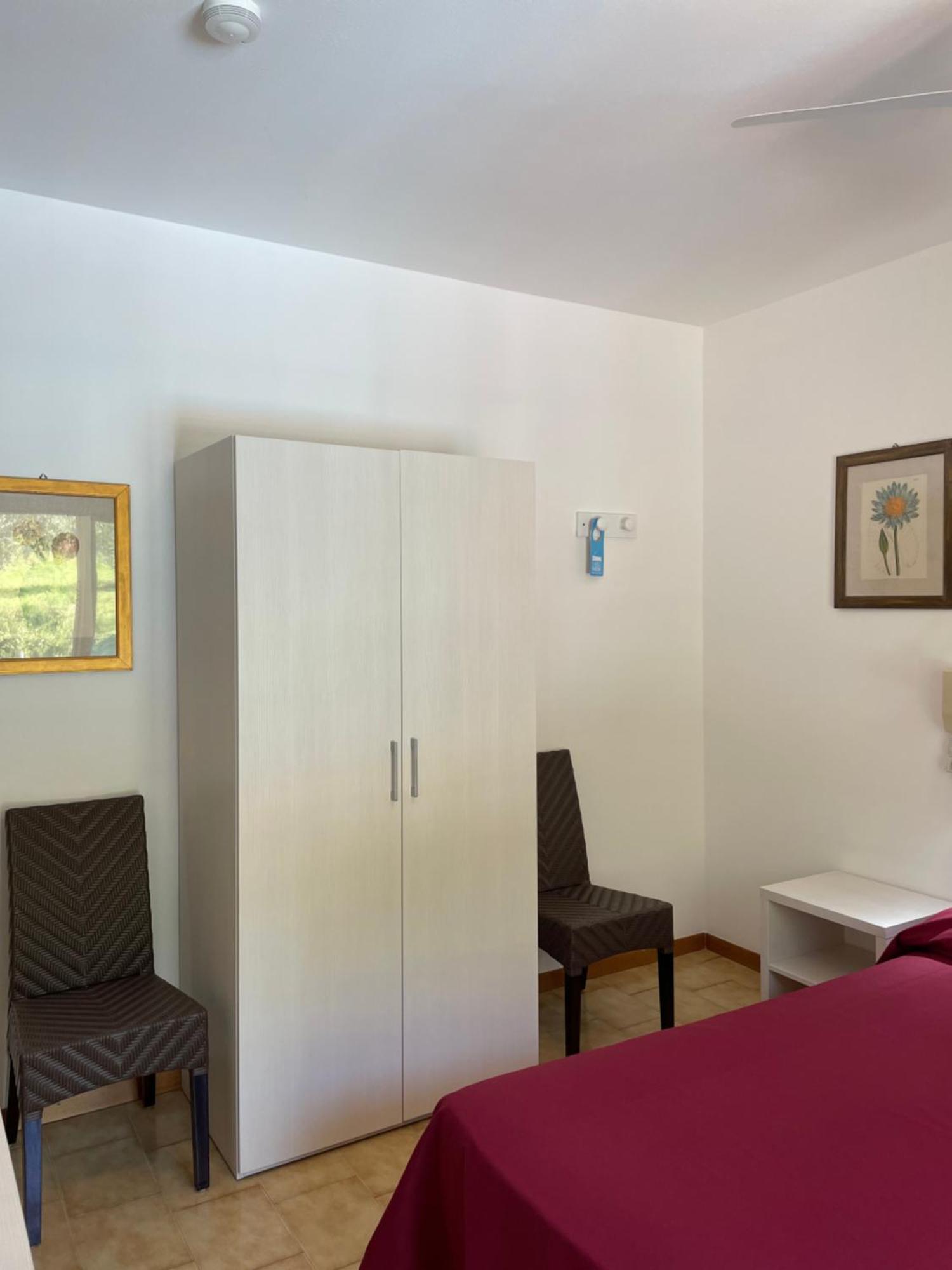 Hotel Casa Popi マルチェージネ エクステリア 写真